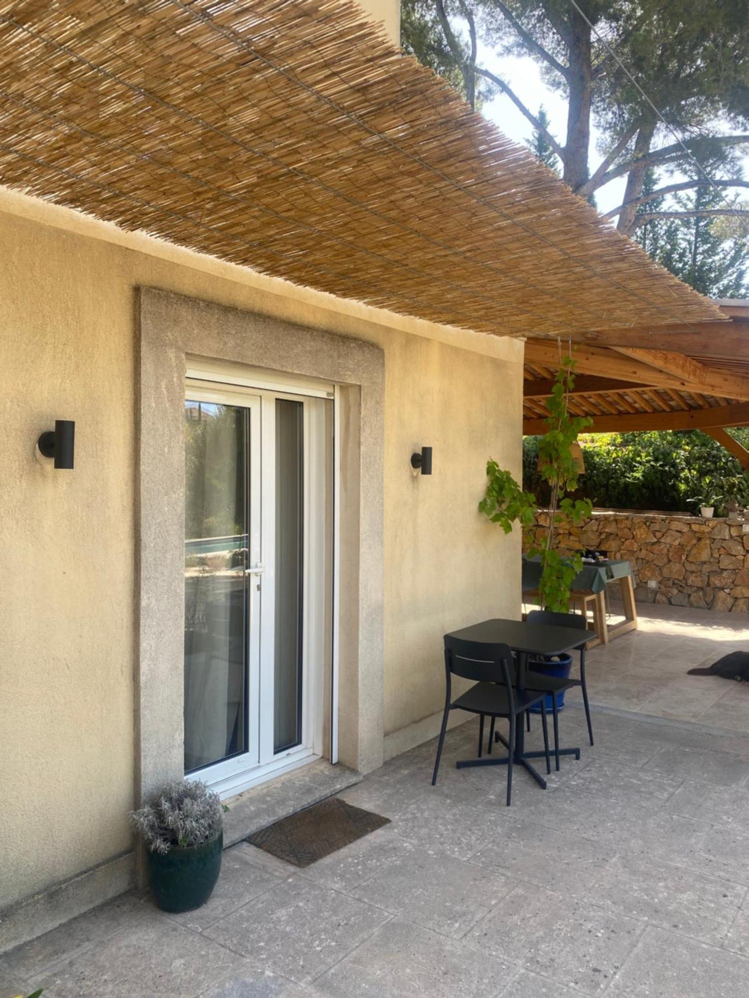 Castel'lodge Le Beausset Exterior foto
