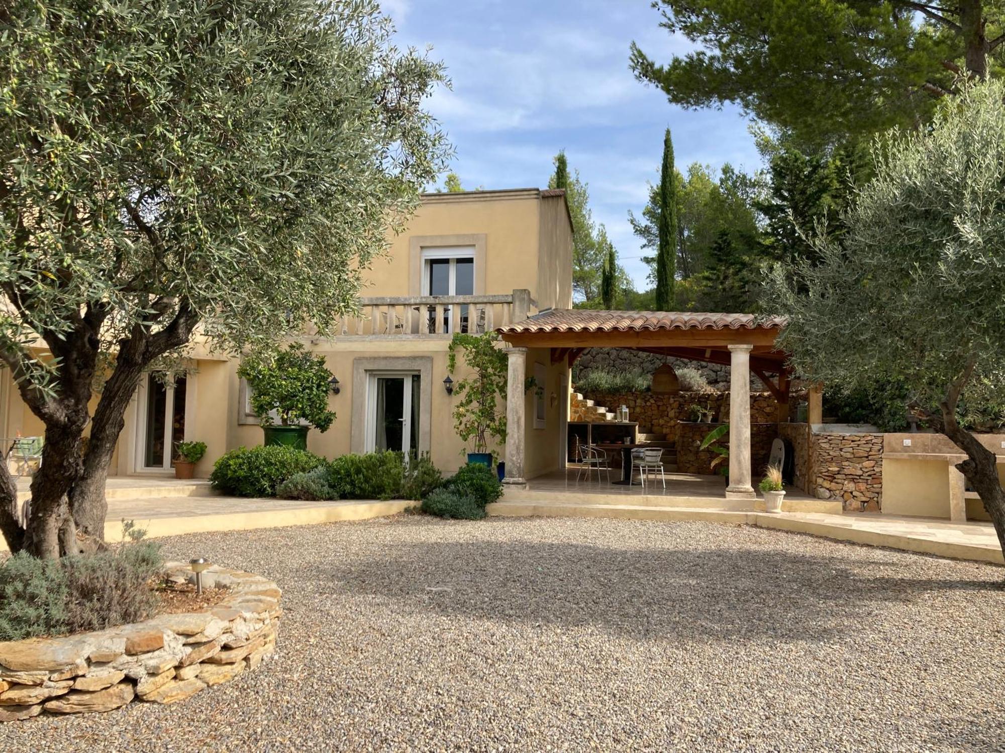 Castel'lodge Le Beausset Exterior foto
